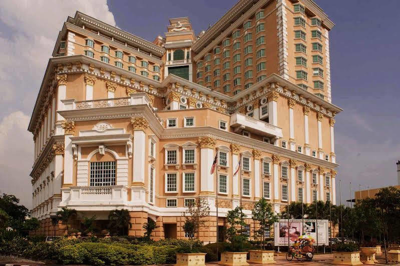 Grand Swiss-Belhotel Melaka Zewnętrze zdjęcie